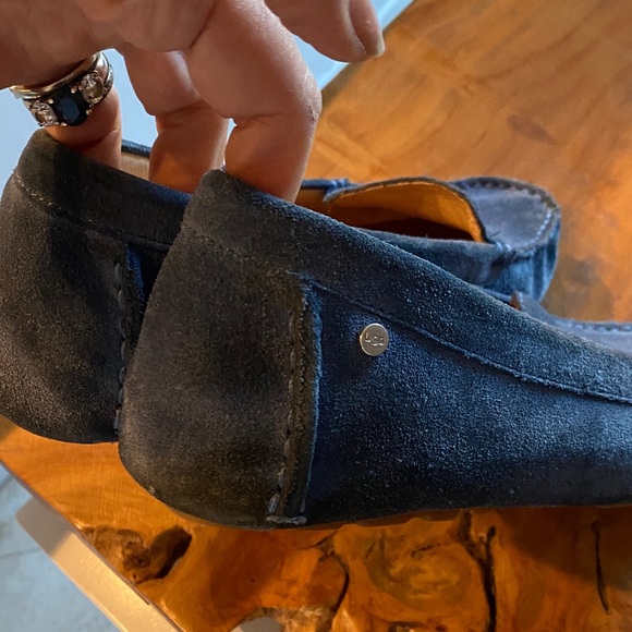 UGG women’s  Slip-On Loafers sz 9.5 - Picture 3 of 9